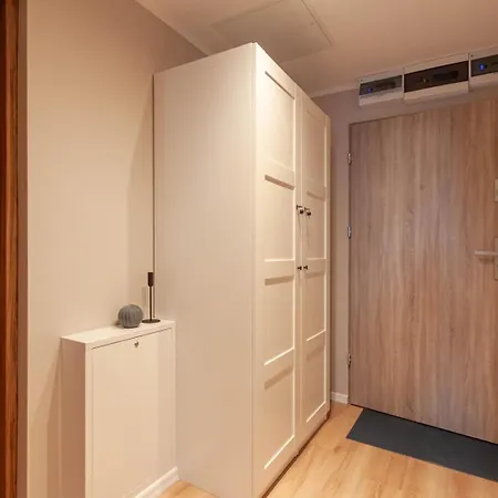 Apartment Apartly - Z Balkonem Golisza